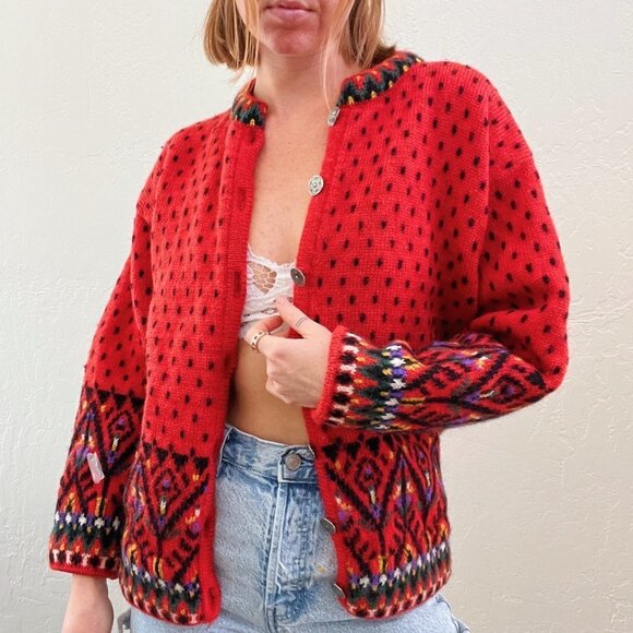 Vintage 1980s/90s Red Chunky Knit Fair Isle Cardigan Sweater - Picture 2 of 6